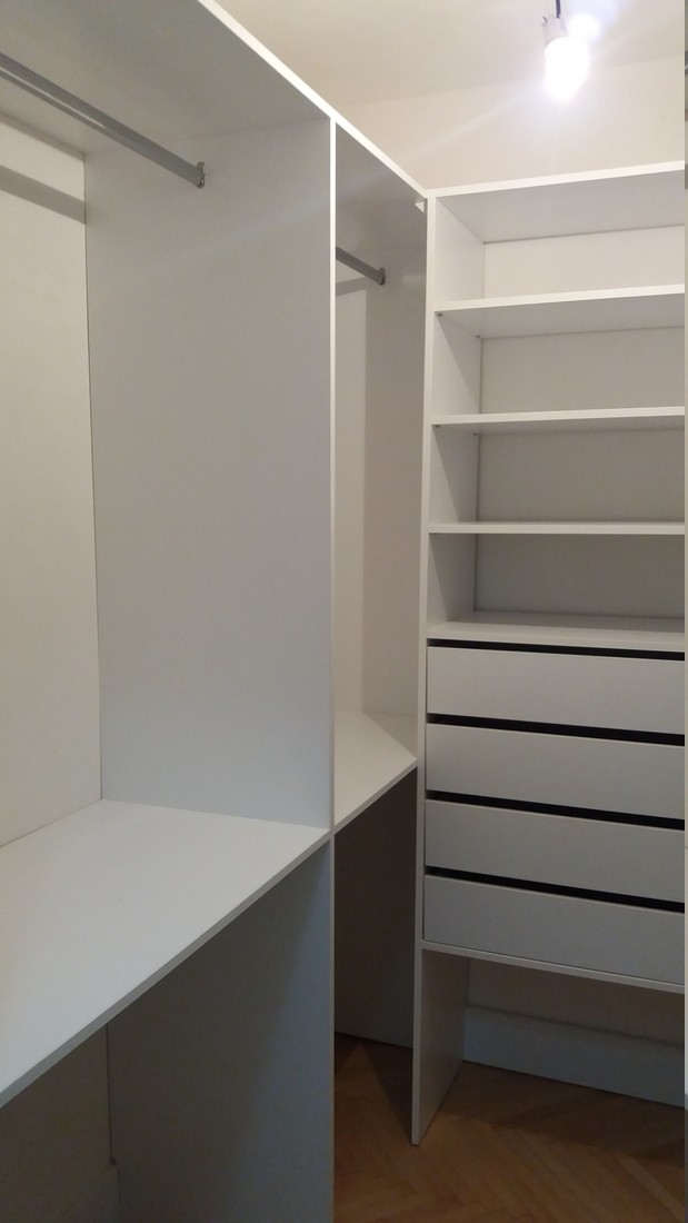 Woodfabrik šatníky